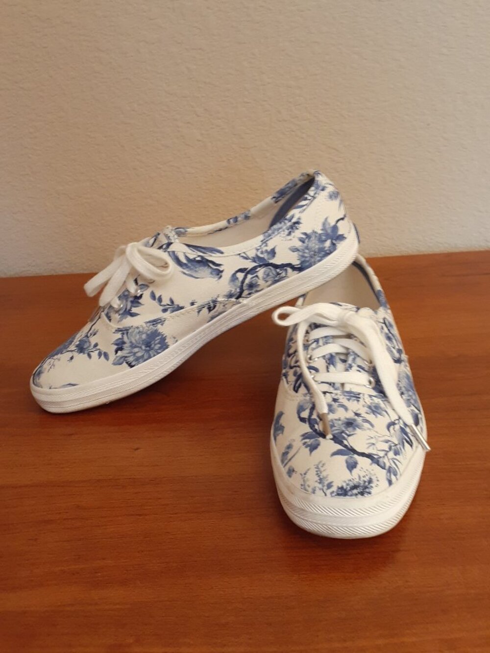 Keds Blue and White Floral Sneakers - Picture 2 of 11